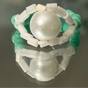 Handmade beaded teal/white pearl ring